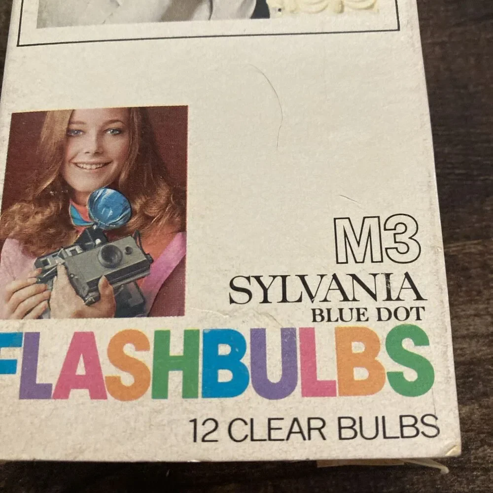 Sylvania M3 Blue Dot Flashbulbs x 12 Clear Bulbs in Unopened Original Box NOS